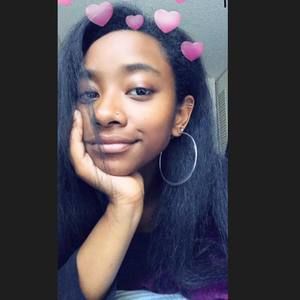 Meet your Posher, Alisha